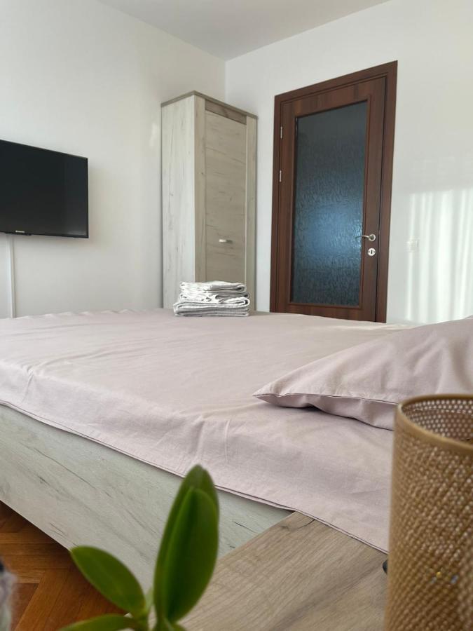 Angels Apartment ออราแด ภายนอก รูปภาพ
