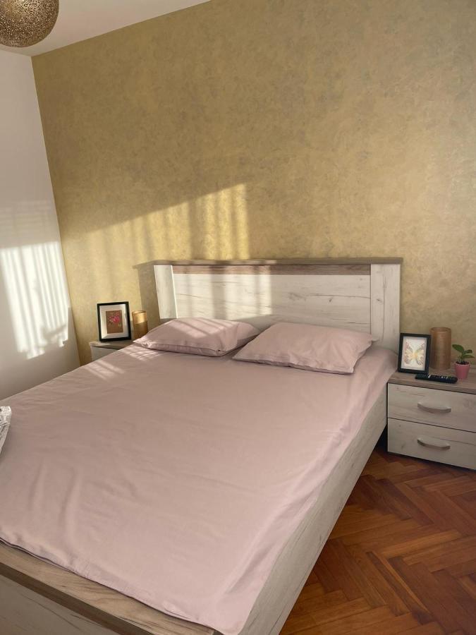 Angels Apartment ออราแด ภายนอก รูปภาพ